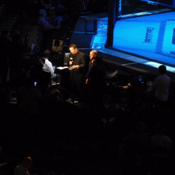 G's Closet!! - Picture 9 of 12